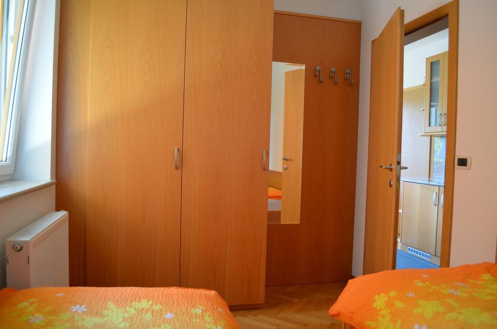 Apartment Brumec Bohinj Zimmer foto